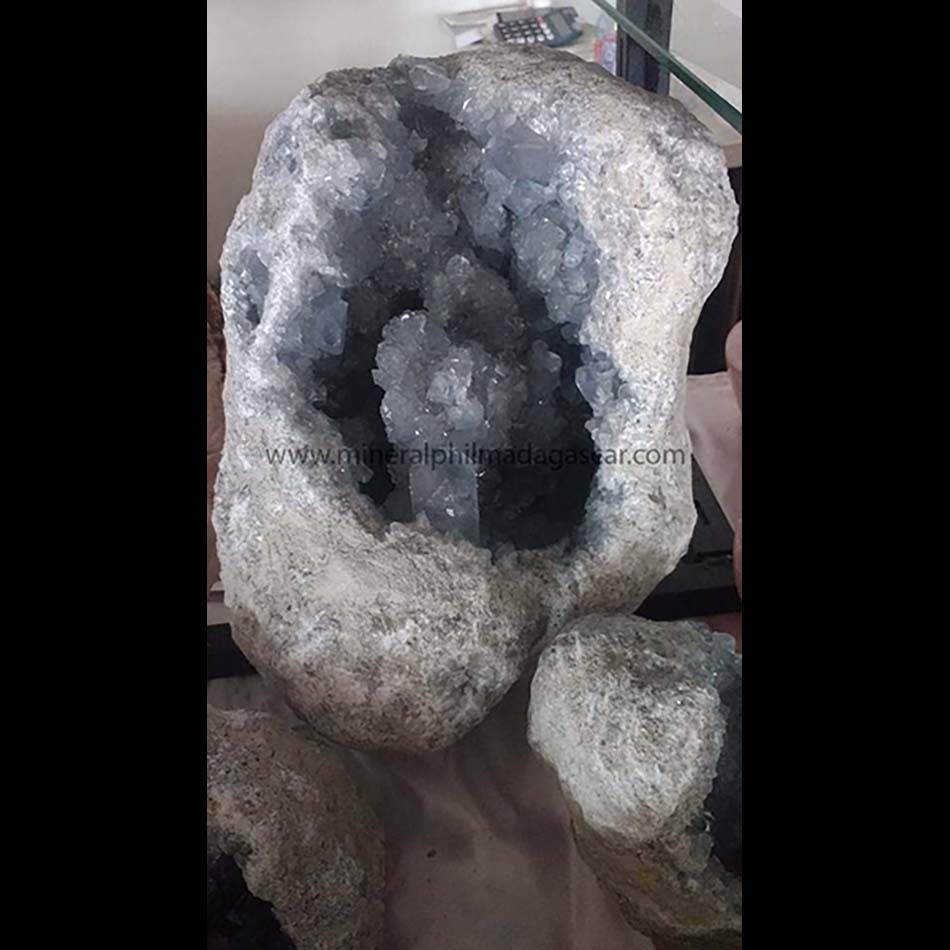 big celestite